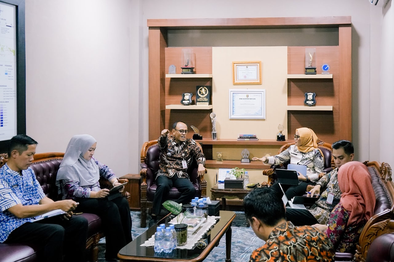 Bappeda Lampung dan Pemkab Lampung Timur Perkuat Sinergi Percepatan Pembangunan Jalan Jalur Dua Sukadana